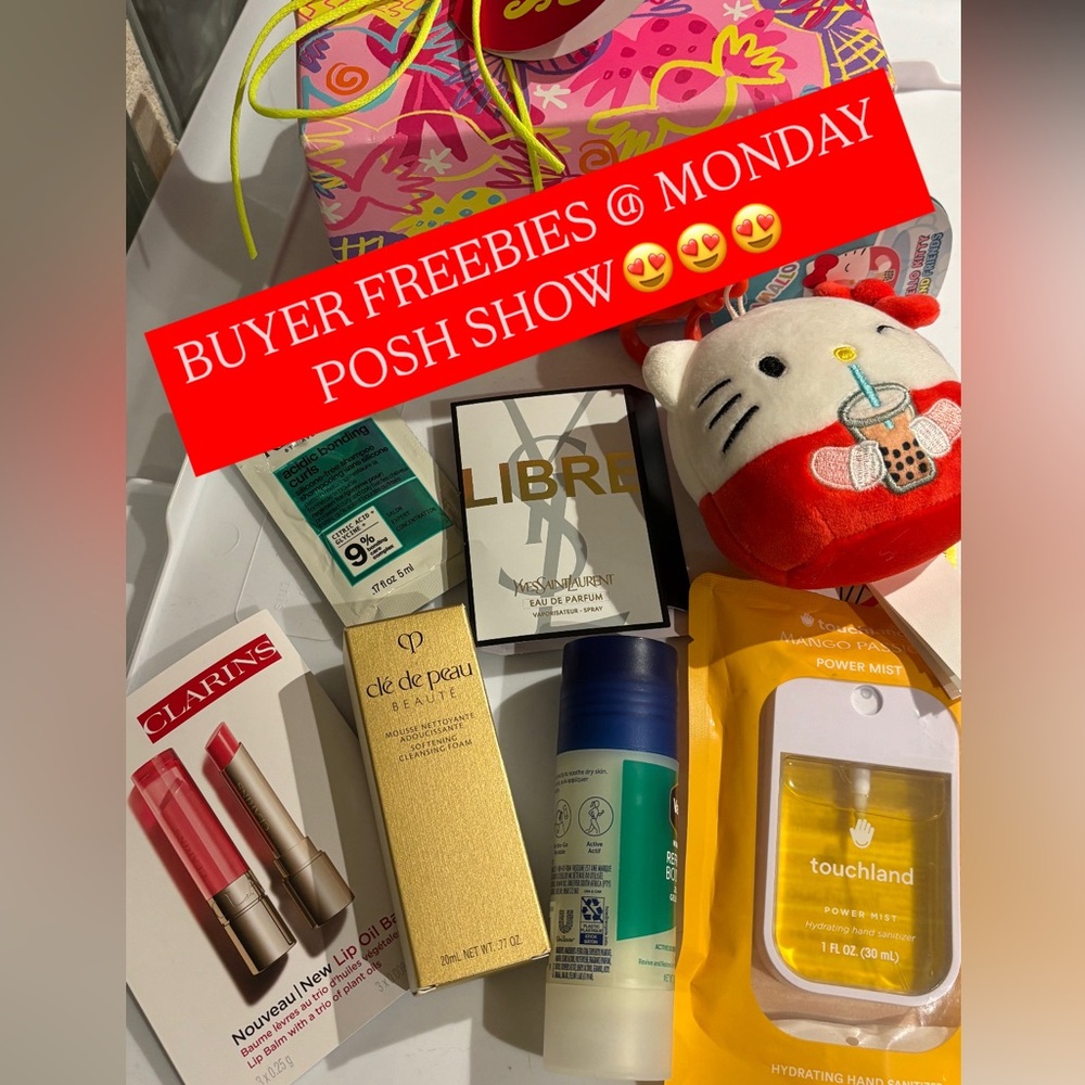 🌸✨ POSH SHOW! Moving clearance !! April 28 & free gifts for buyers ✨🌸